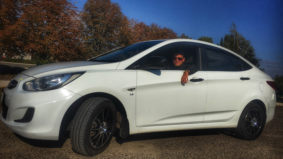 Тугой руль и щелчки при повороте — Hyundai Solaris, 1,6 л, 2013 года ...