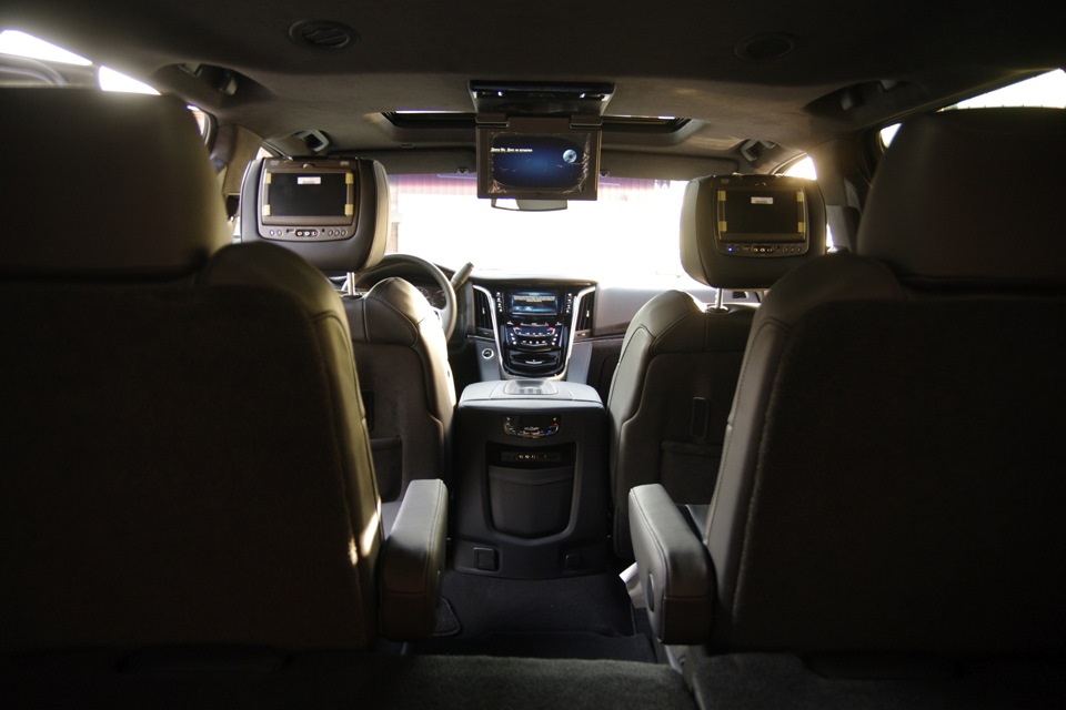 f8d364as 960 Как открыть бардачок в кадиллаке