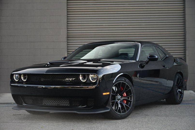 Dodge Challenger srt