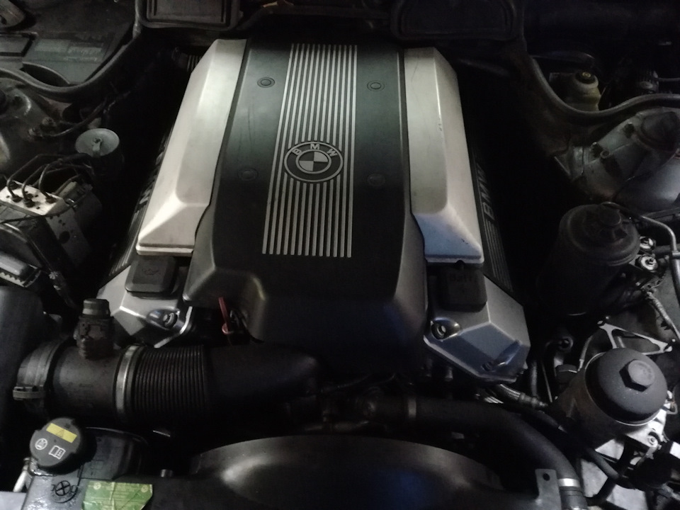 Клапанные крышки — BMW 7 series (E38), 4,4 л, 2000 года | своими руками ...