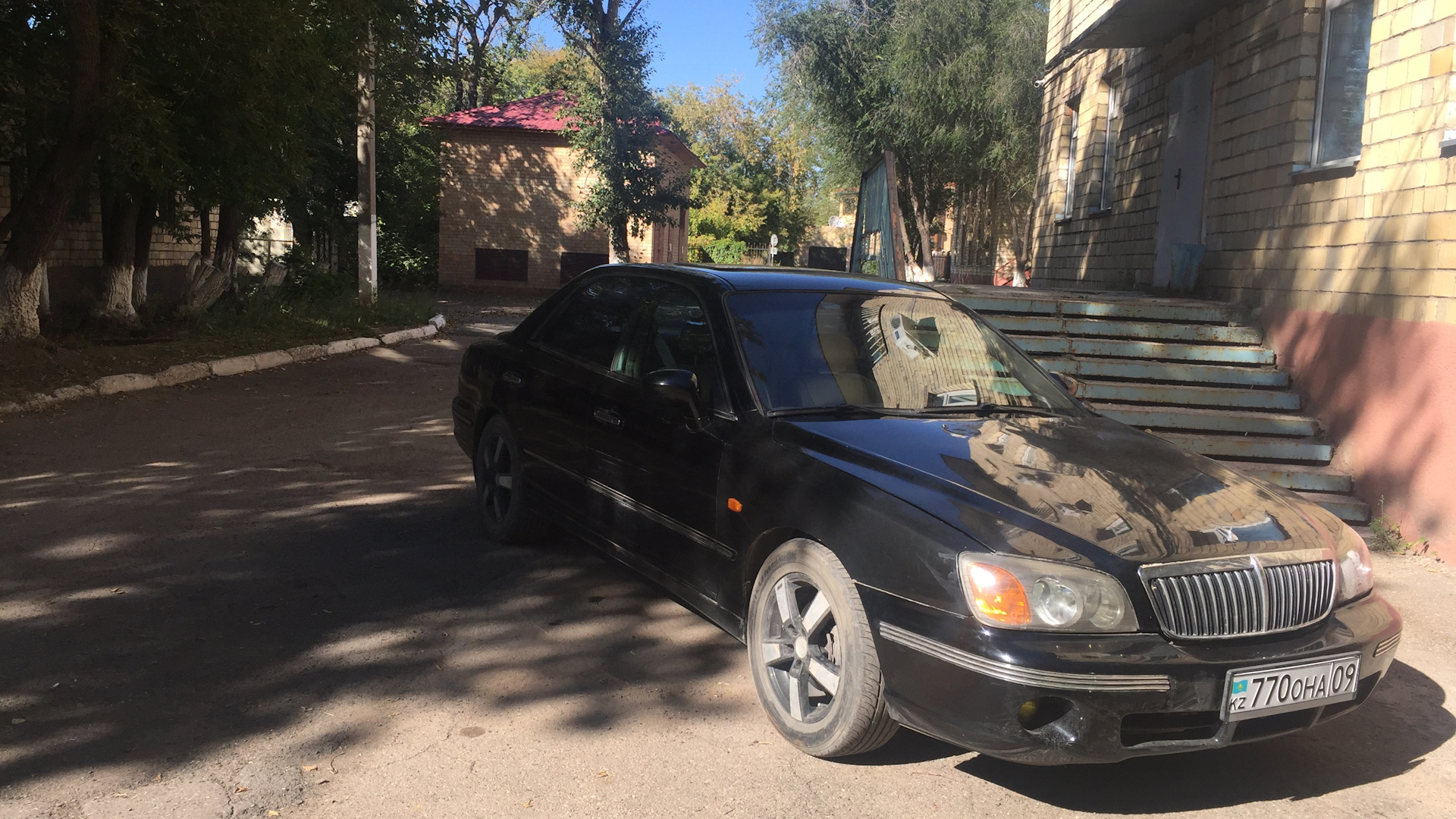 Золотистый хендай xg. Hyundai xg300. Xg 3. Xg 3. Hyundai xg, 2003.