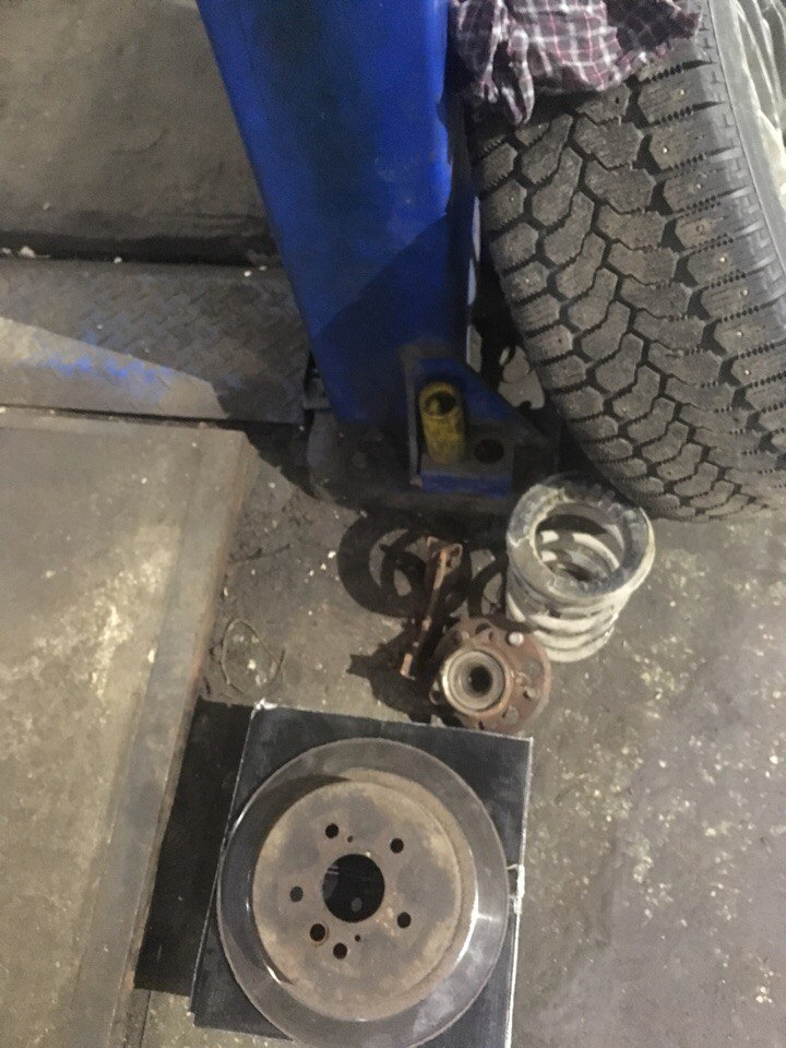 Глобальное ТО задней подвески. — Toyota RAV4 (II), 2 л, 2001 года ...