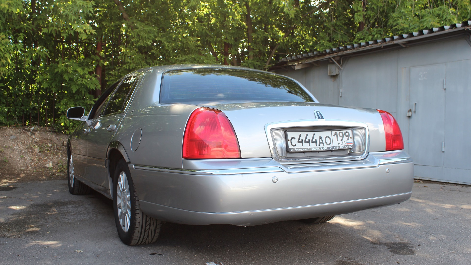 Lincoln Town Car III 4.6 бензиновый 2004 | Signature на DRIVE2