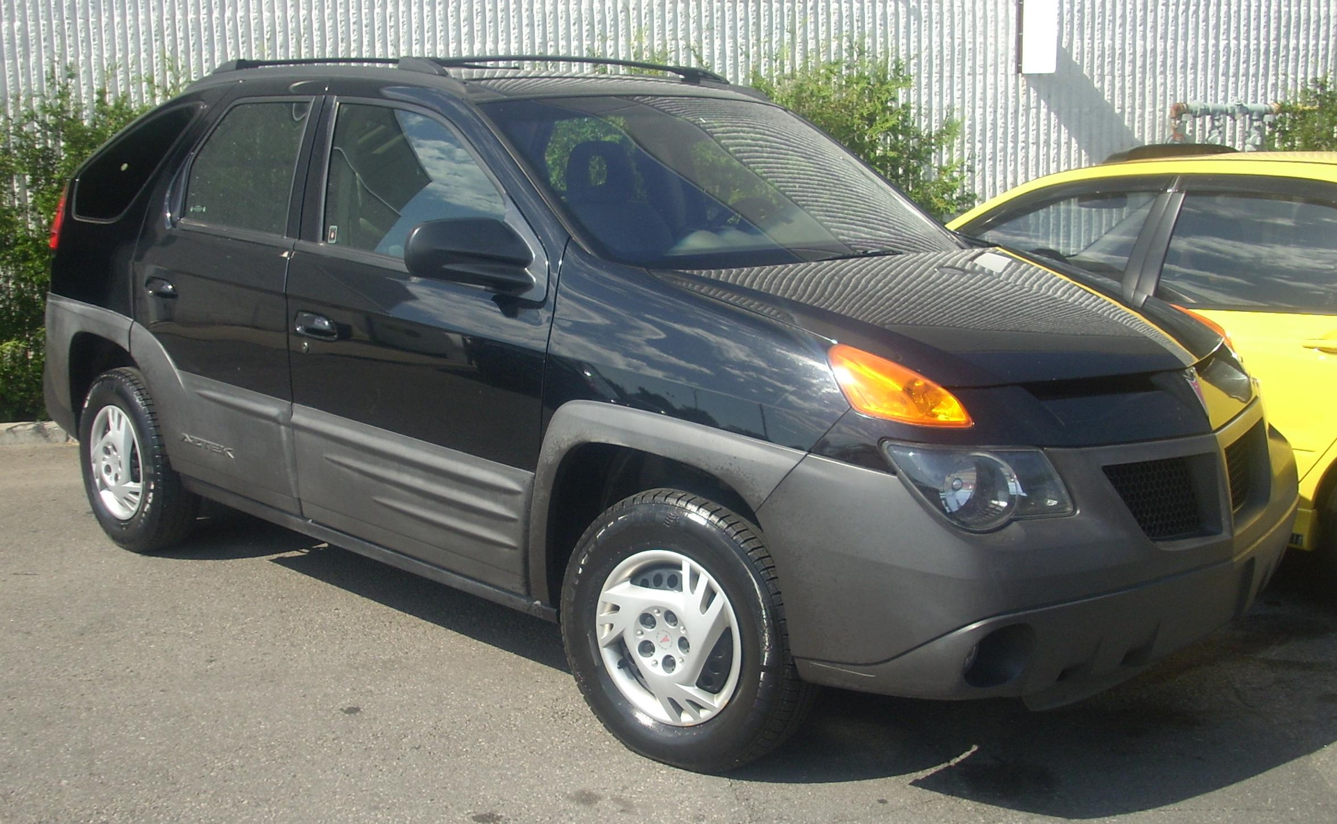 Pontiac Aztek 2001