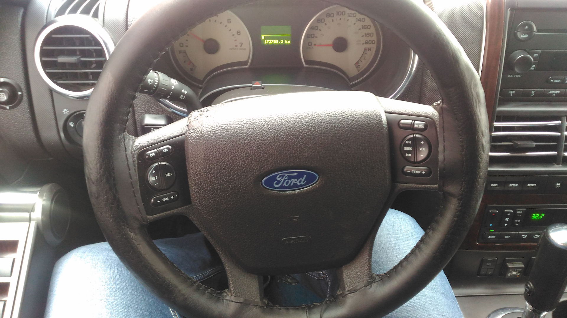Форд эксплорер как снять руль Оплетка руля - Ford Explorer (4G), 4,6 л, 2006 года аксессуары DRIVE2