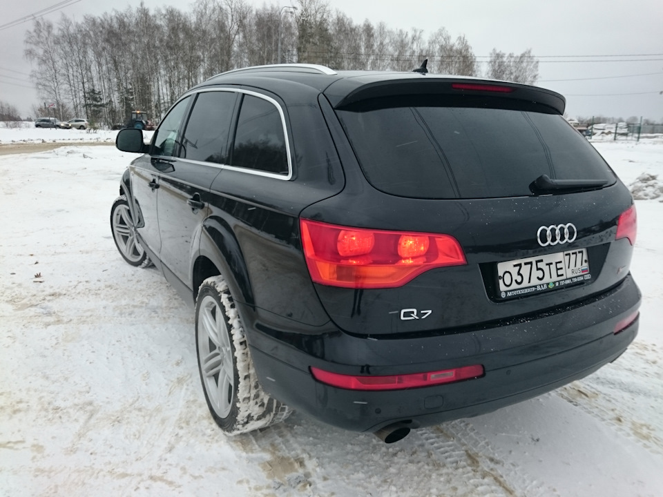 Фото в бортжурнале Audi Q7 (1G)