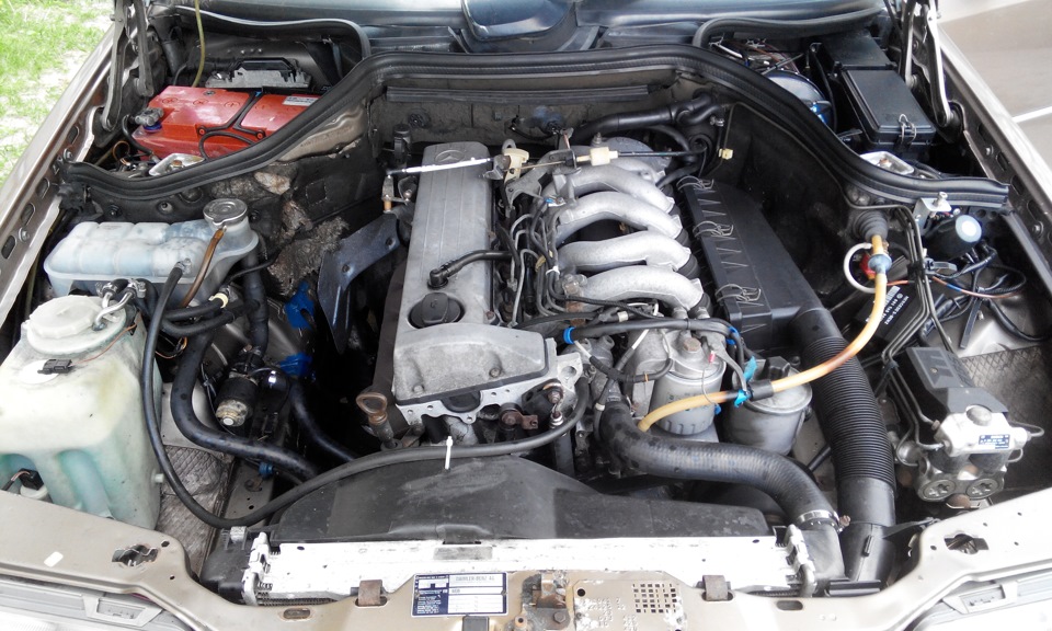 Чистый двиг — Mercedes-Benz E-Class (W124)