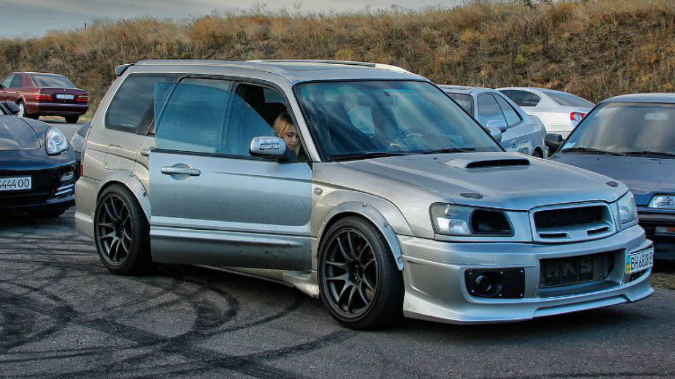 Диски форестер. Subaru Forester sg5 r18. Forester sg5 work.