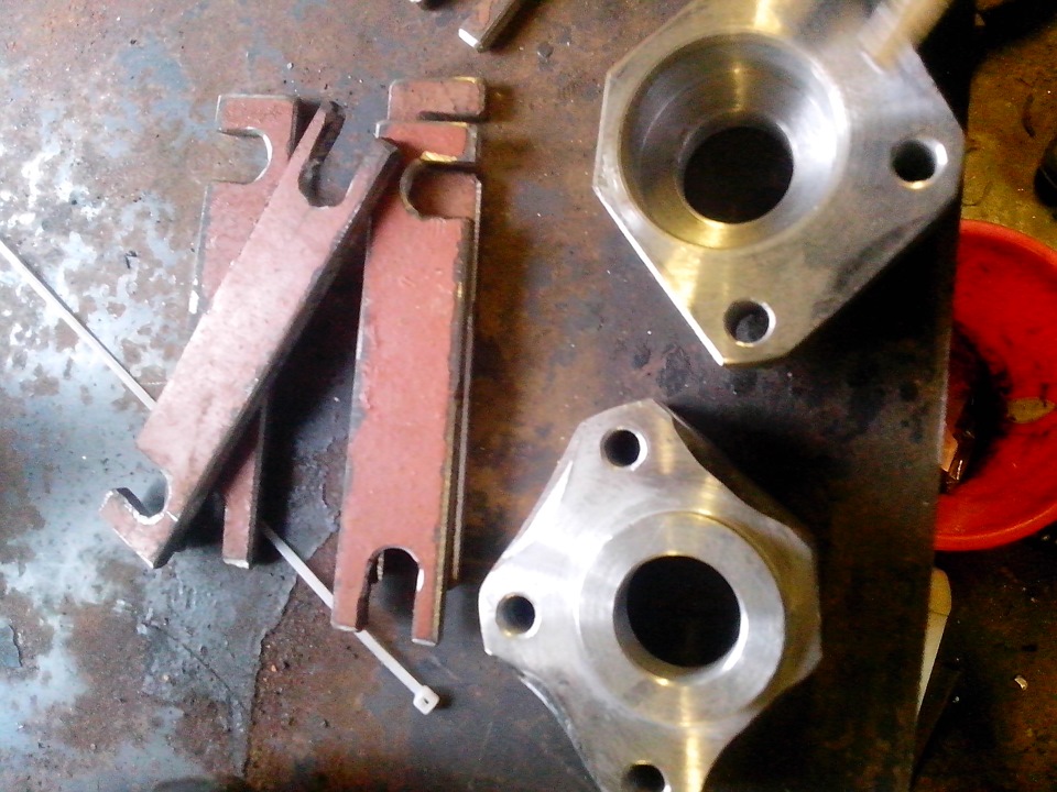 Установка проставок под верхнии шаровые. (чертеж) — Mitsubishi Montero ...