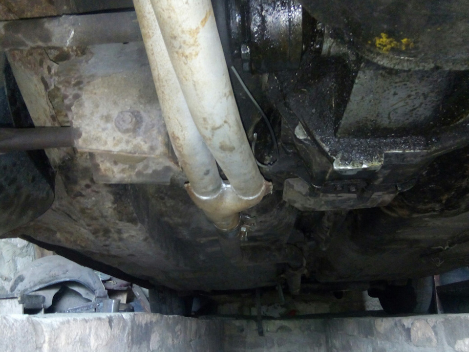 Ремонт выхлопной и тормозов — Москвич 2141, 1,5 л, 1989 года | своими ...