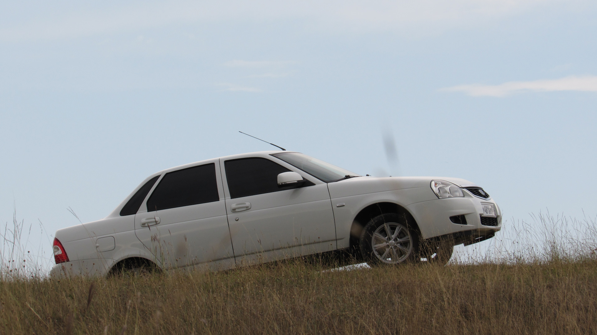 Lada Приора седан 1.6 бензиновый 2015 | на DRIVE2