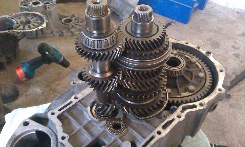 дэу ланос 1. мкпп секвентальная коробка передач. трансмиссия автомобиля 3d model. синхронизатор 2 передачи гольф 5. механическая коробка передач.