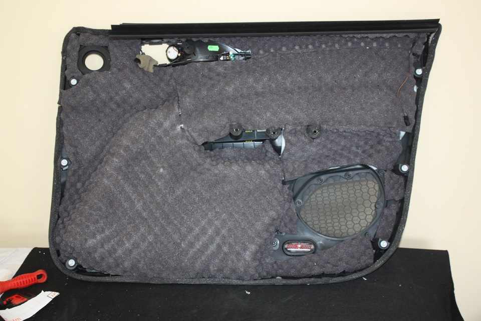 Шумоизоляция моторного отсека skoda octavia a8. Шумоизоляция октавии а5. Шумка шкода а5. Шумоизоляция октавии а5. Шумоизоляция октавии а5.