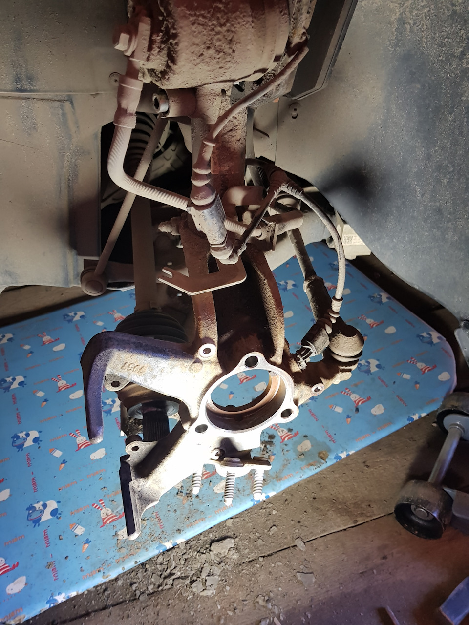 Ступицы. — Volkswagen Golf Plus, 1,6 л, 2013 года | поломка | DRIVE2