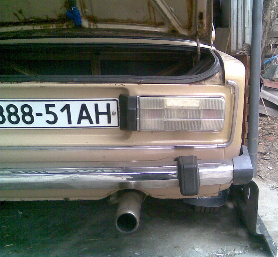 Вместо ламп задних габаритов внедряю светодиоды — Lada 21063, 1,7 л ...