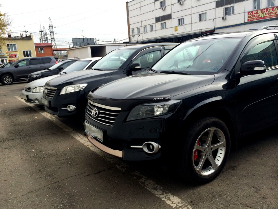 Фото в бортжурнале Toyota RAV4 (III)