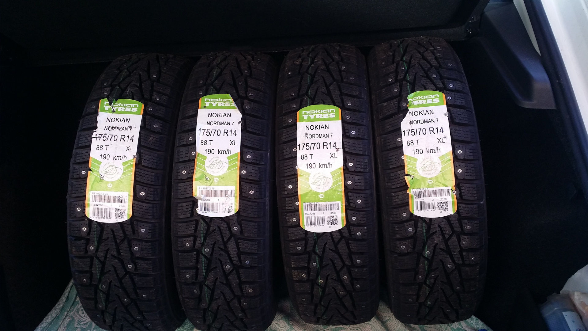 Nokian nordman 7 отзывы. Нокиан Нордман 7. Зимние шины Нокиан Нордман 7. Nordman 7 175/70 r14. Нокиан Нордман 7 на 14.