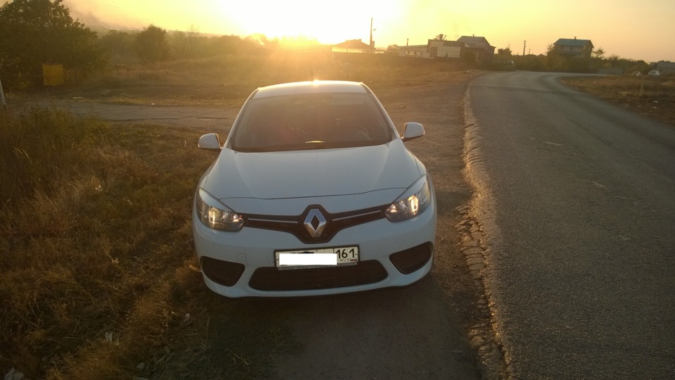 Renault Fluence 1.6 бензиновый 2014 | Authentic на DRIVE2