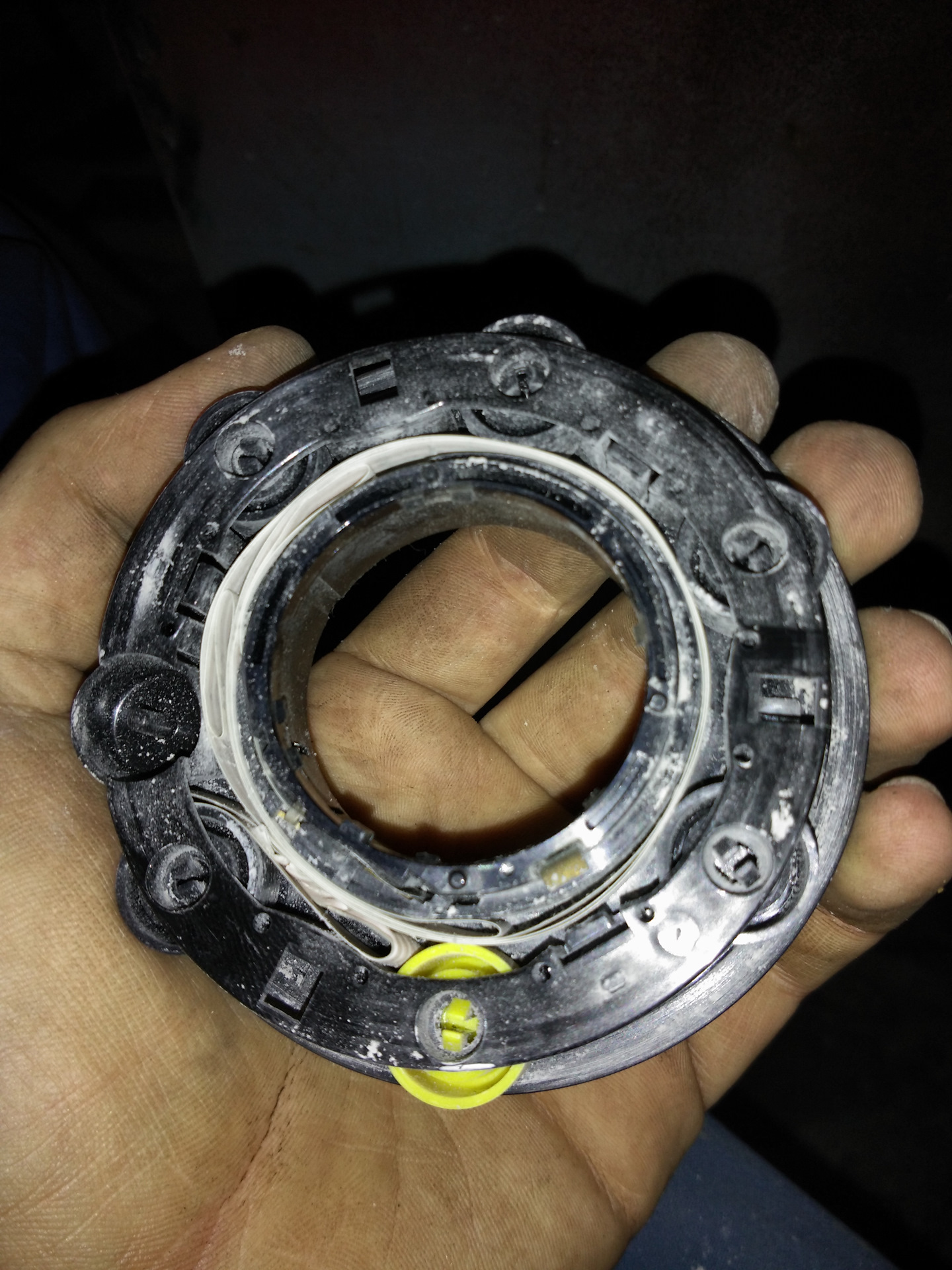 Перестал работать правый поворотник — Volkswagen Passat Variant (B5), 1 ...