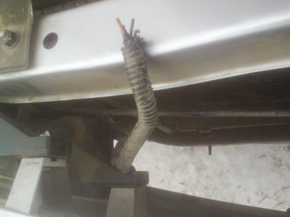 Были обрезаны концы от чего то, ЧЕРНЫЙ (-) и Оранжевый Черный (+) значит?! — Nissan Bluebird (U14)