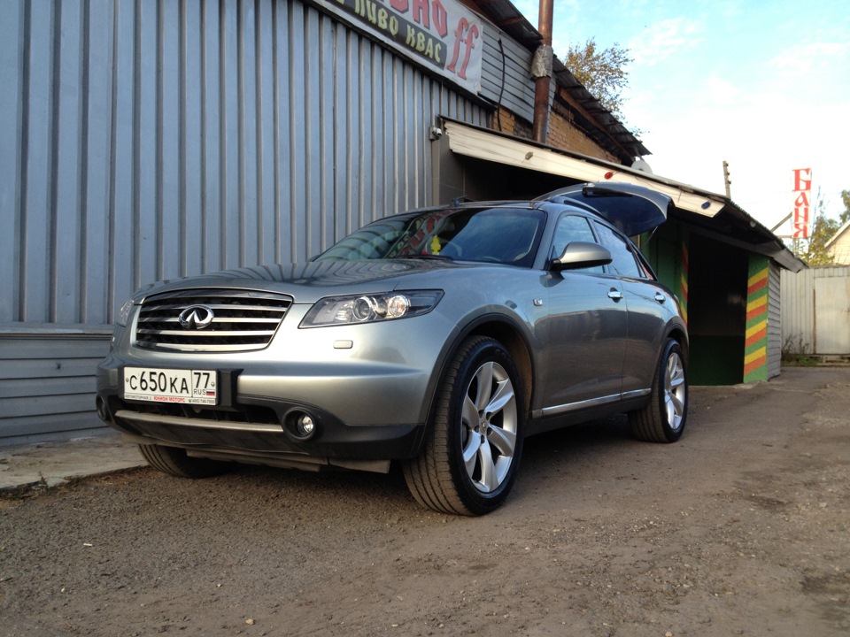 Infiniti FX 1g