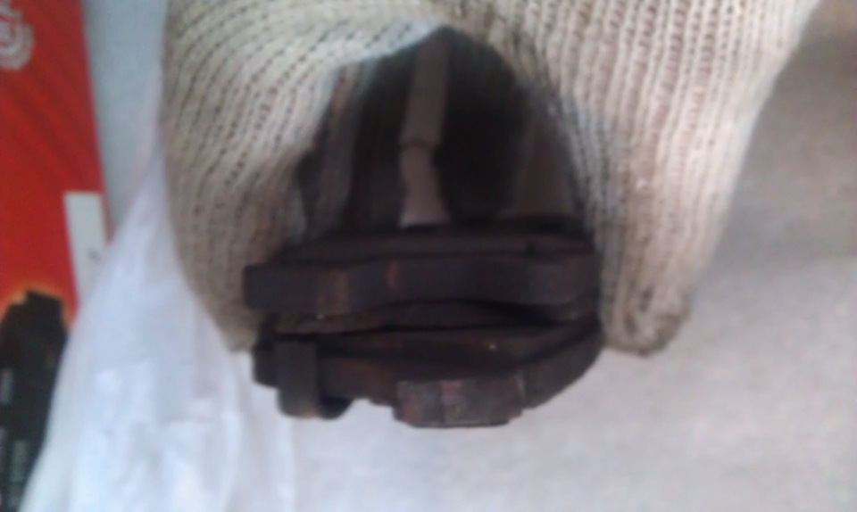 Переобулся + замена передних тормозных колодок — Opel Astra J, 1,4 л ...