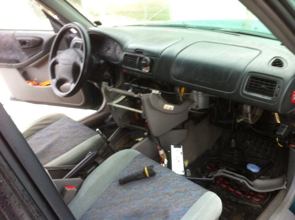 Замена лампочек подсветки в щитке приборов и управления климатом ...