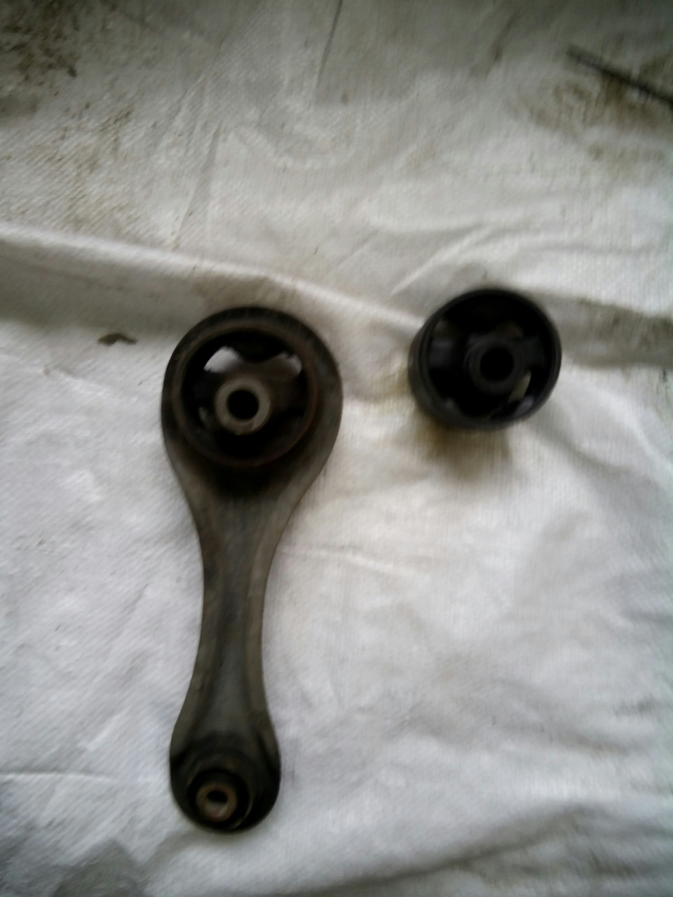 Сайлентблок передней подушки и ревизия редуктора ГБО — Honda Accord (5G ...