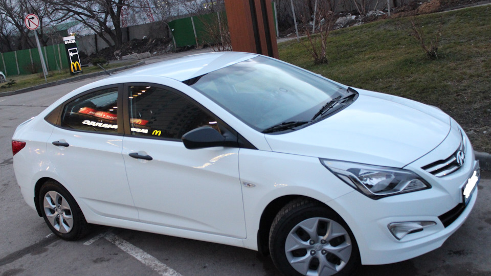 Hyundai Solaris Белый солик