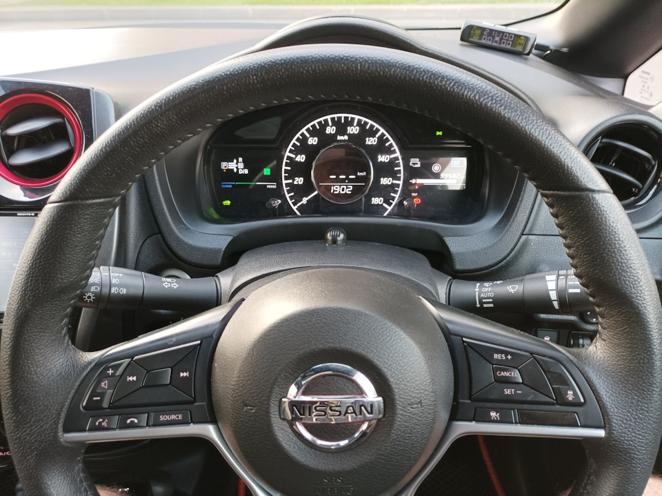 Установка подрулевых с леворульного авто — Nissan Note e-Power, 1,2 л ...