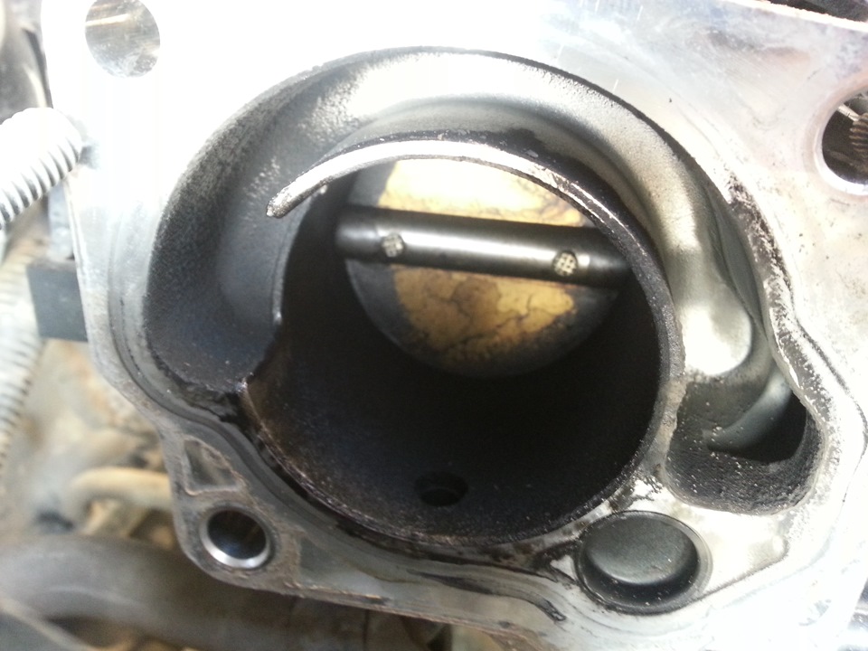Чистка дросселной заслонки! — Hyundai Accent (2G), 1,5 л, 2008 года ...