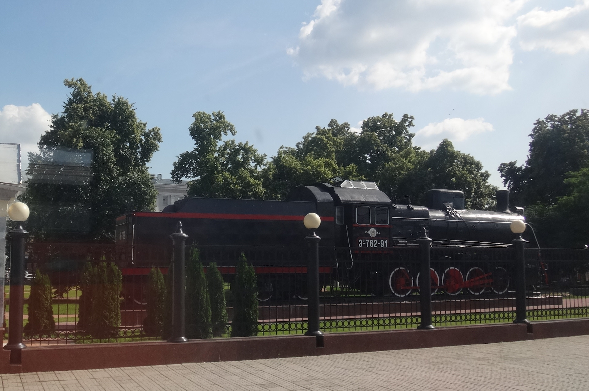 Поездка на поезде на верхней полке