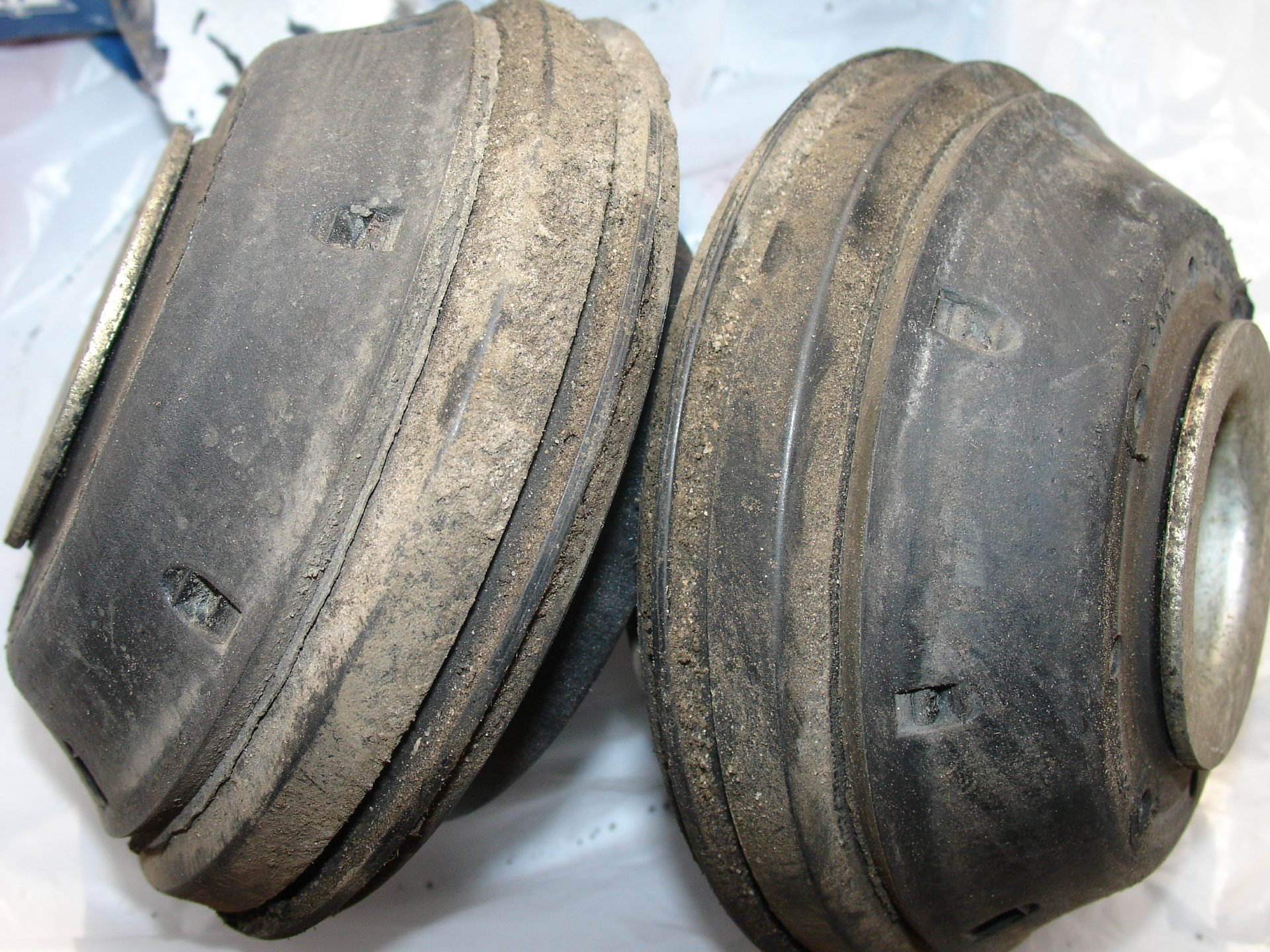 Замена опорников — Opel Corsa D, 1 л, 2007 года | визит на сервис | DRIVE2