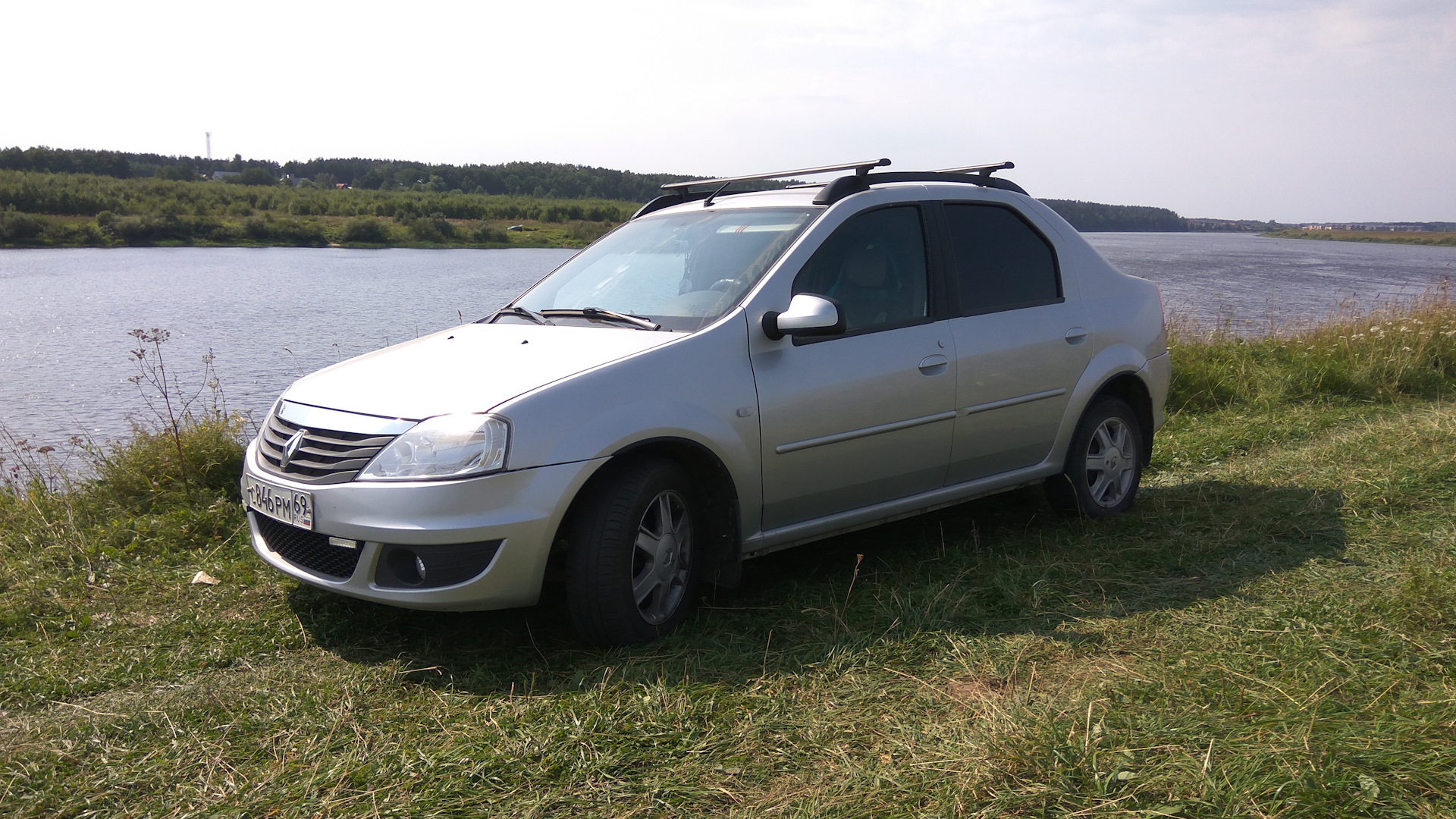 Renault Logan (1G) 1.6 бензиновый 2013 | Tver Silver на DRIVE2