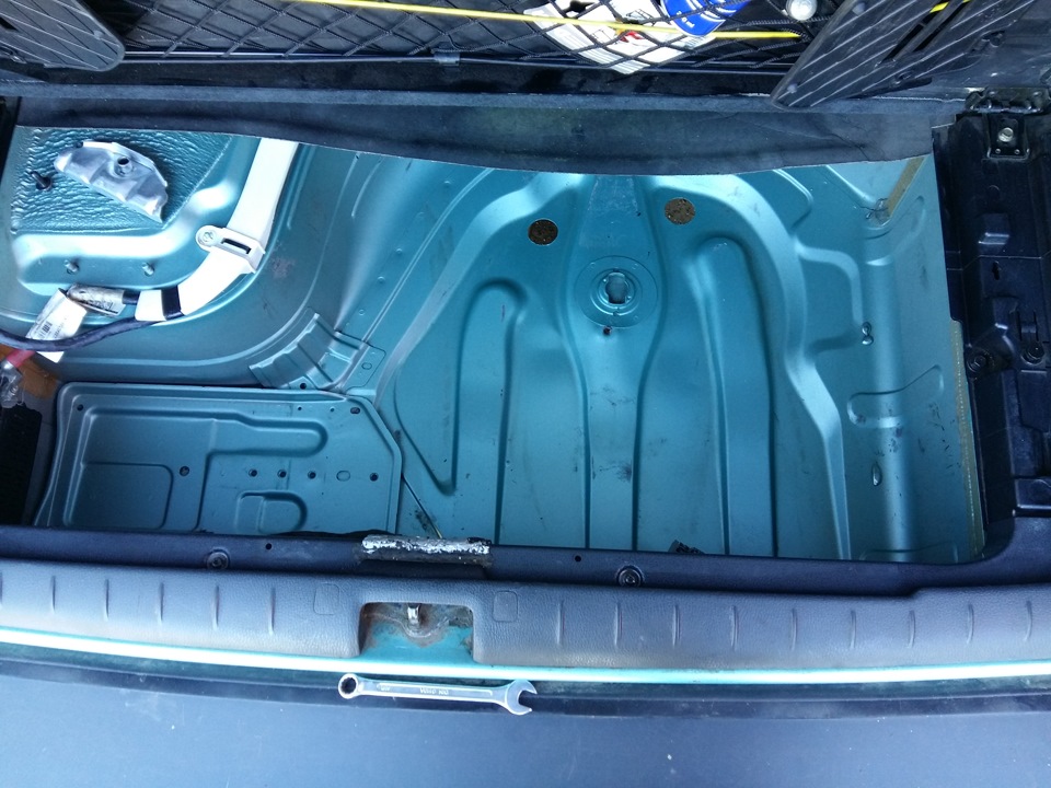 Чистенько +5 л/с — Volvo V70 R (2G)