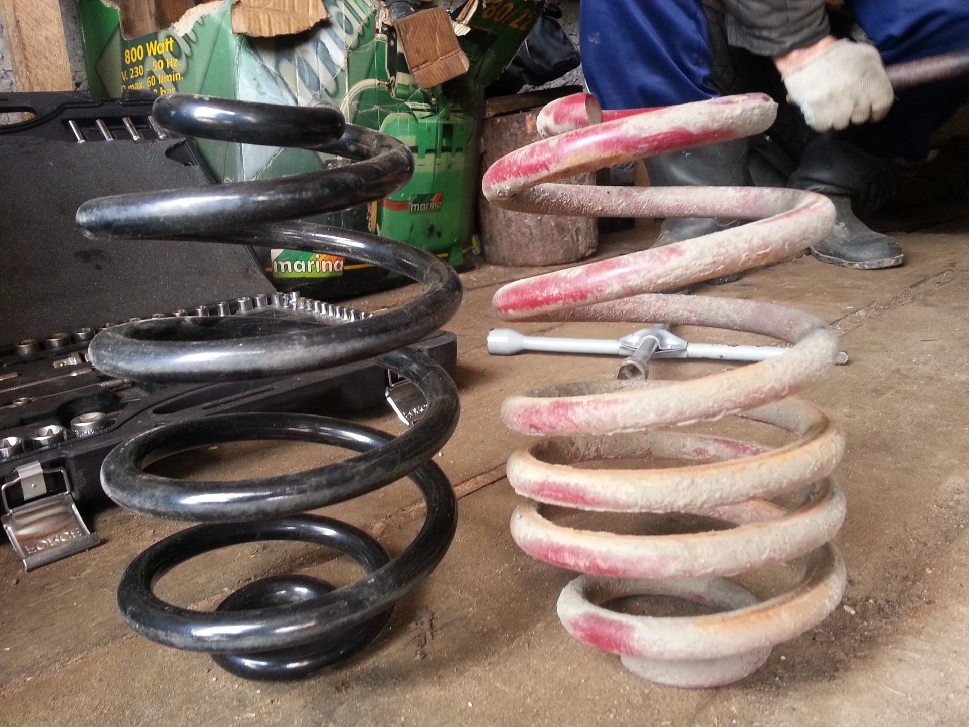 Лопнула задняя пружина — Opel Omega B, 2,2 л, 2001 года | своими руками ...