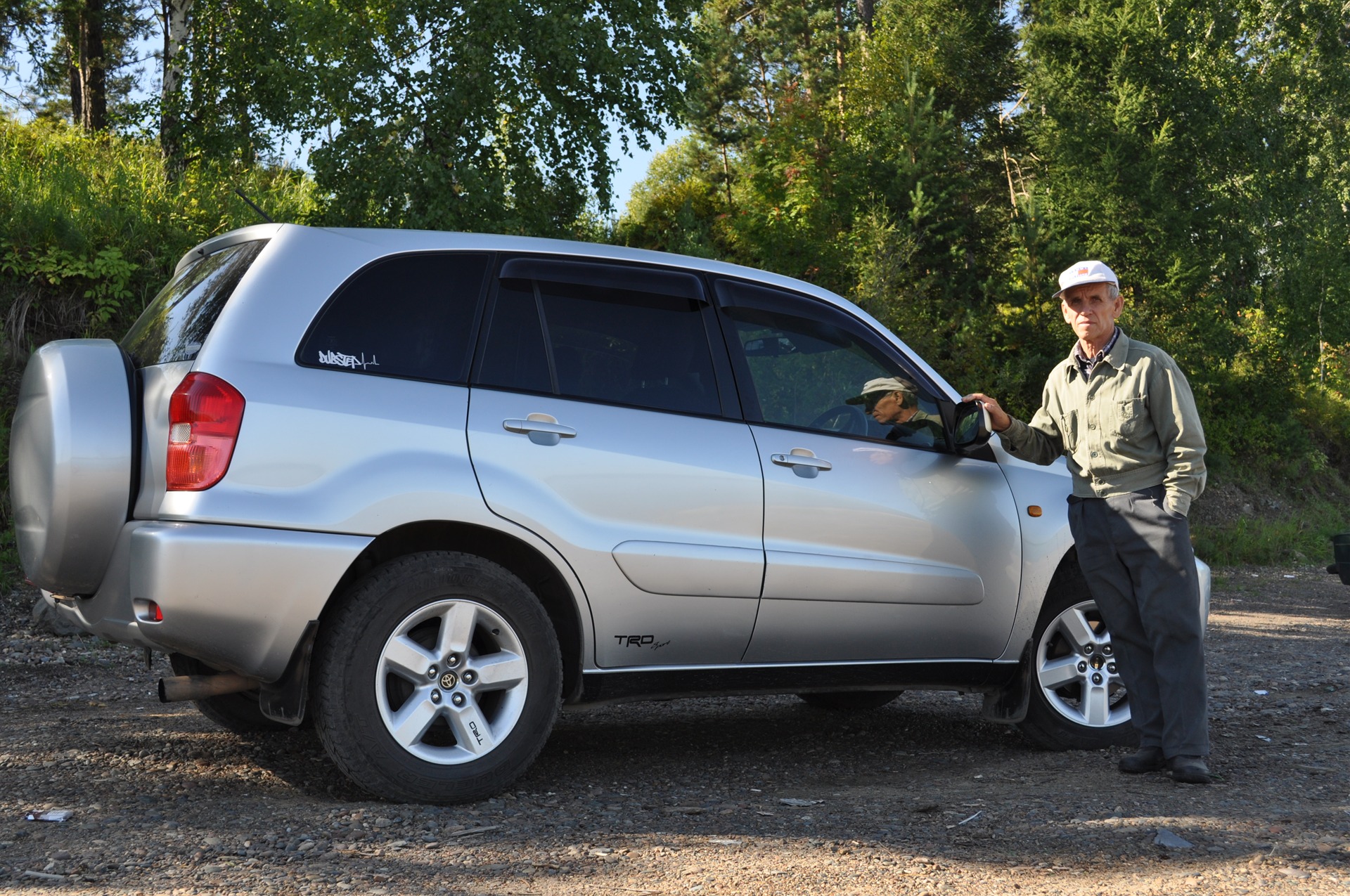      Toyota RAV4 18 2001 