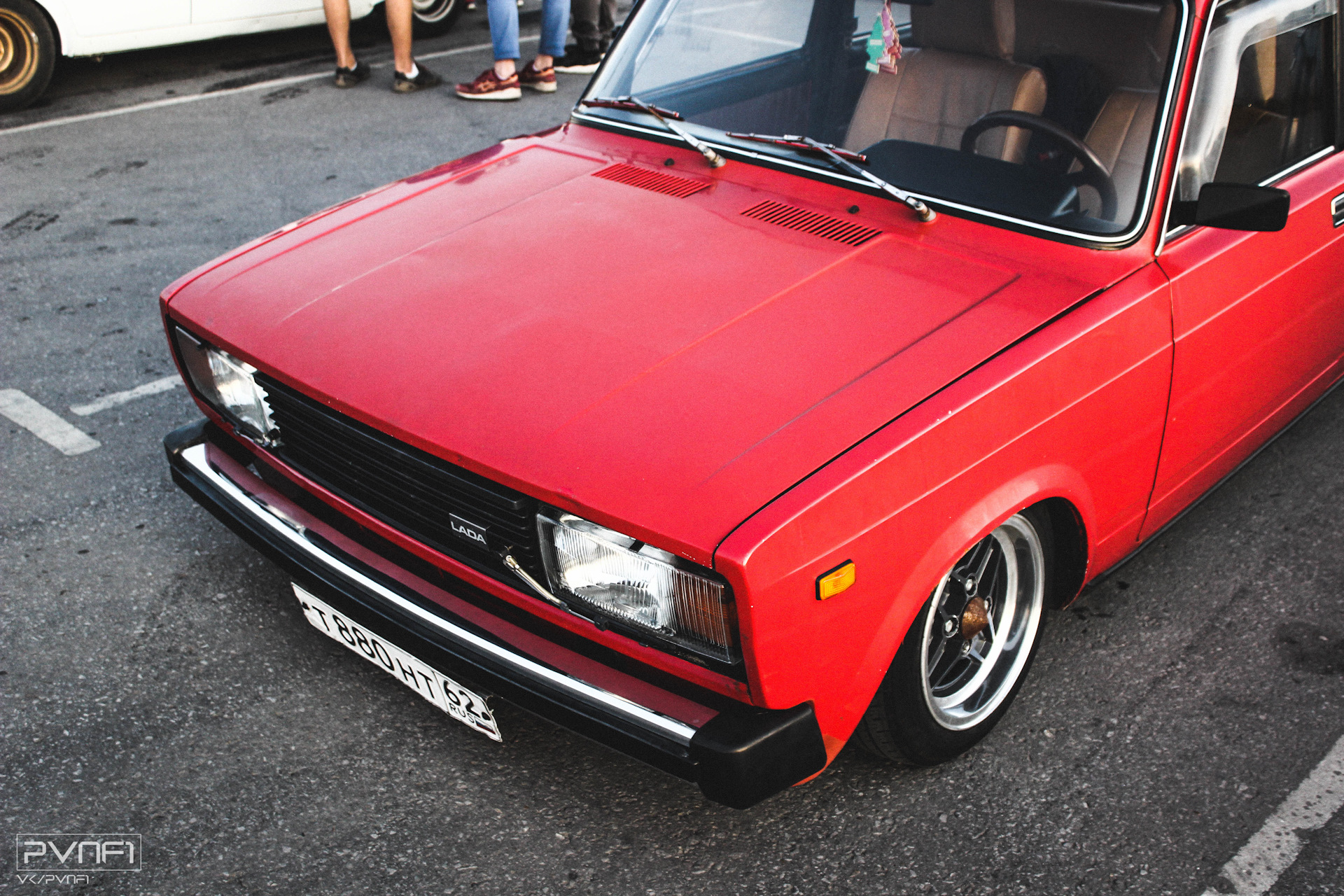 Lada 2105 stance