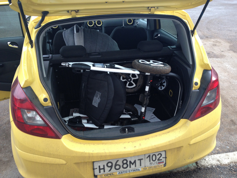 Opel corsa размеры. Опель Корса 2008 багажник. Опель Корса 2007 багажник. Opel Corsa 2007 1.2 багажник. Opel Corsa d багажник.