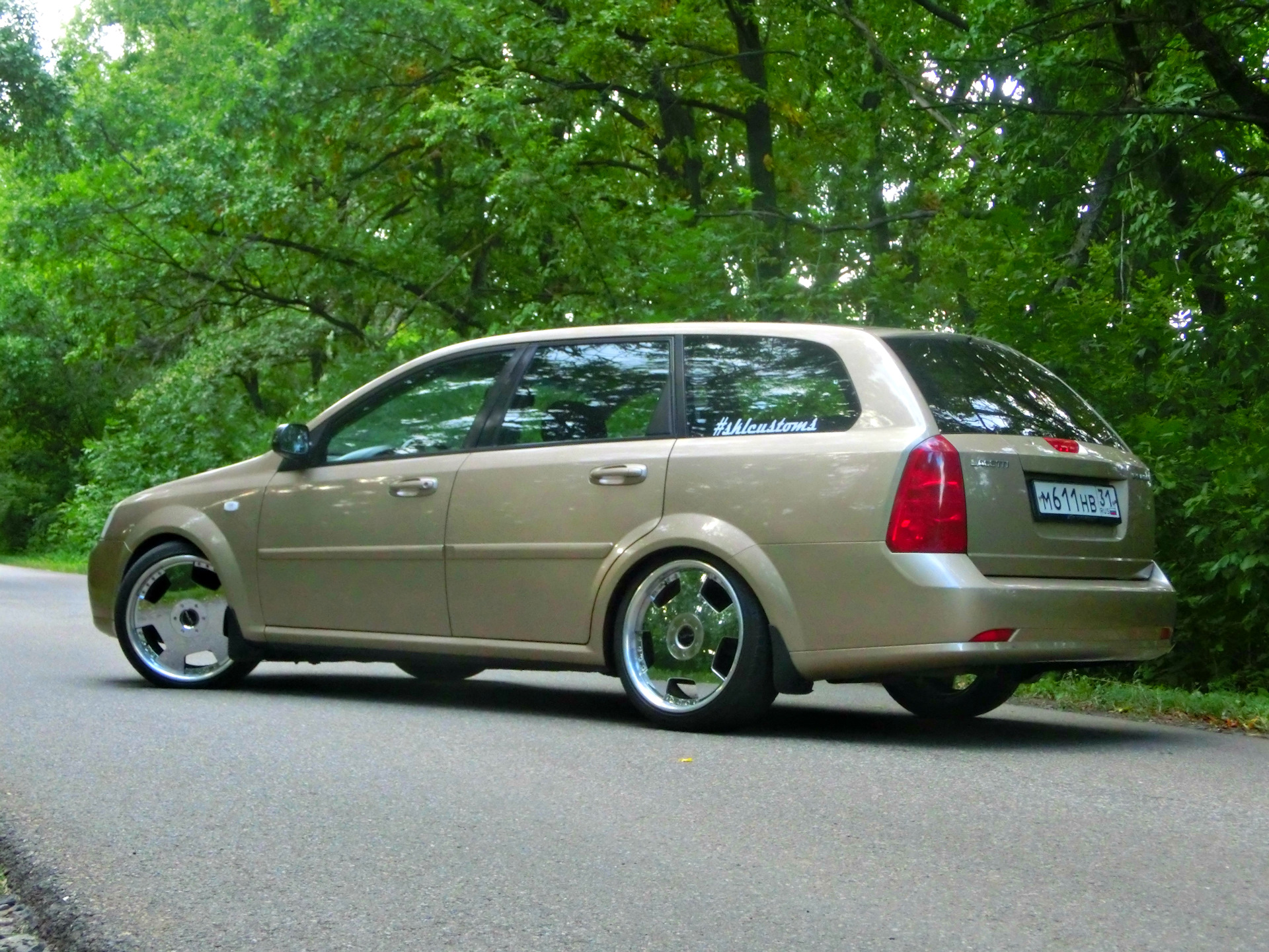 Chevrolet Lacetti stance