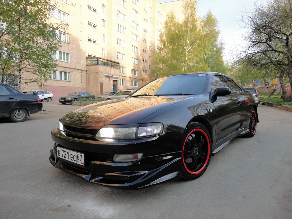 Toyota Corolla Ceres красный на литье