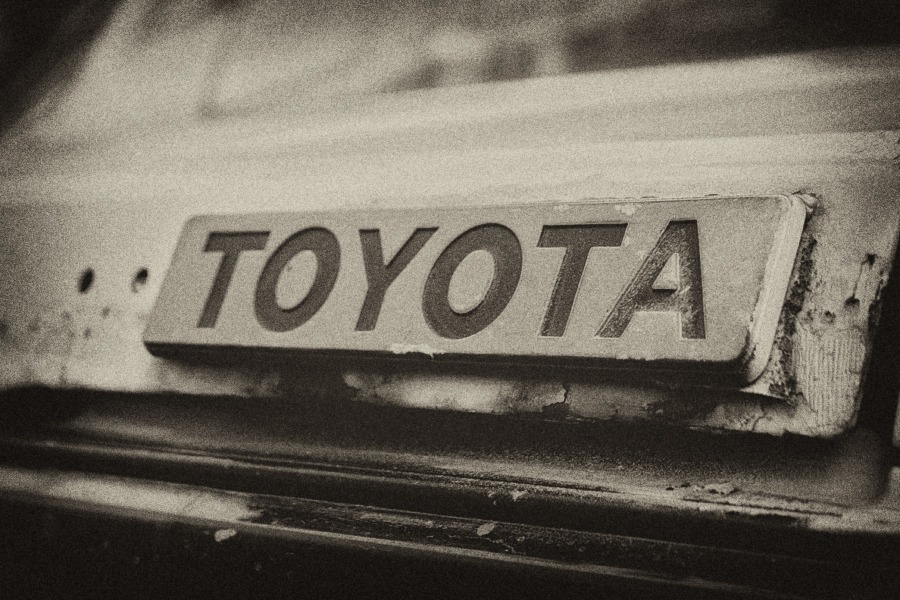 - Toyota Corolla 15 1986 