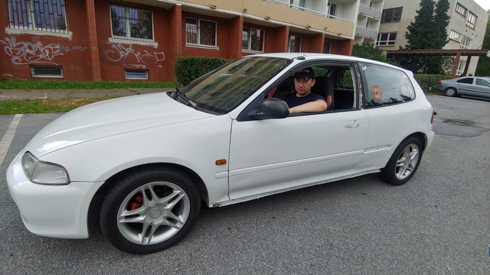 Не едет! пердит, стреляет, холостые не держит, обороты не набирает ...