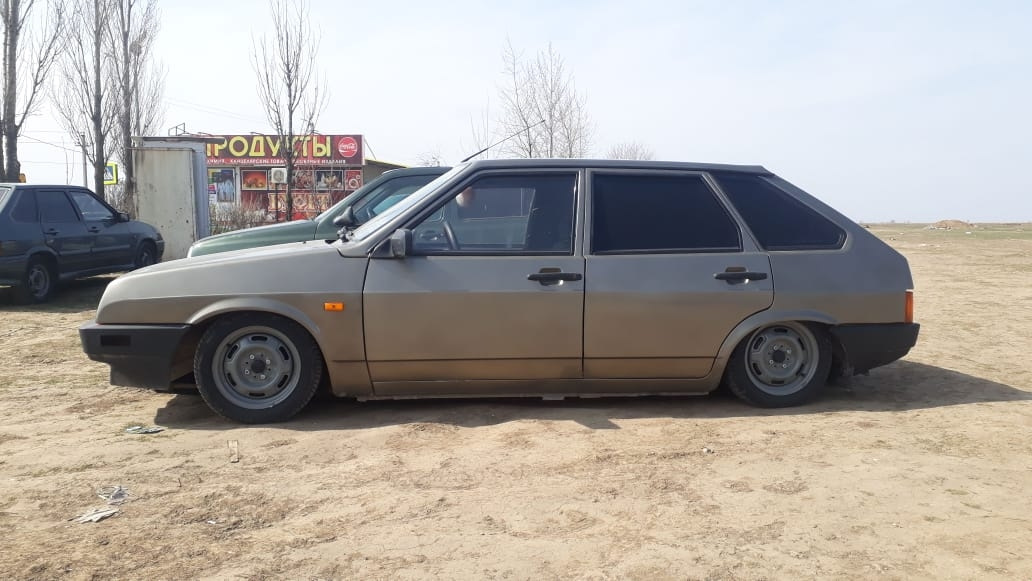 ваз 2109 на штампах. штампы 2109. 2109 на штампах. 2109 на болотных штампах. ваз 2109 на штампах r15.