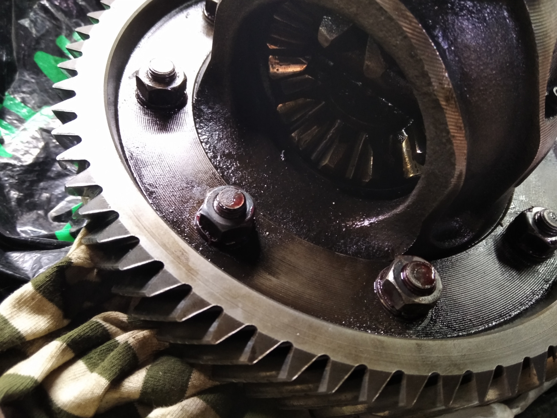 Моста задний 3. Дефиринциал. Симметричный дифференциал схема. Дифференциал ваз 2115. Дефиринциал.