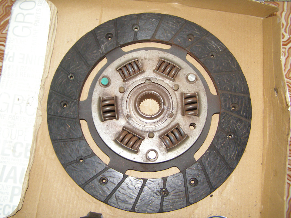 сам диск — Renault Sandero 1G