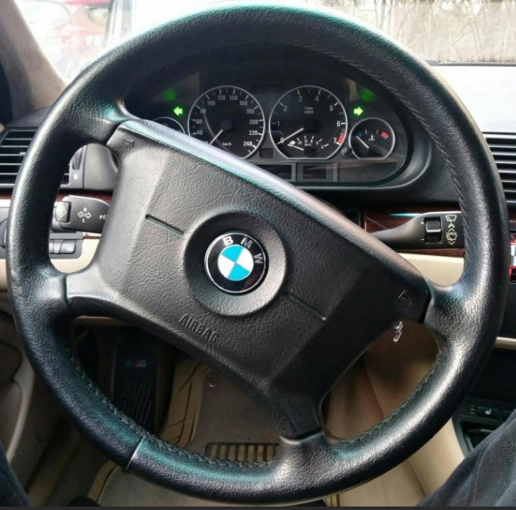 BMW e46 за рулем