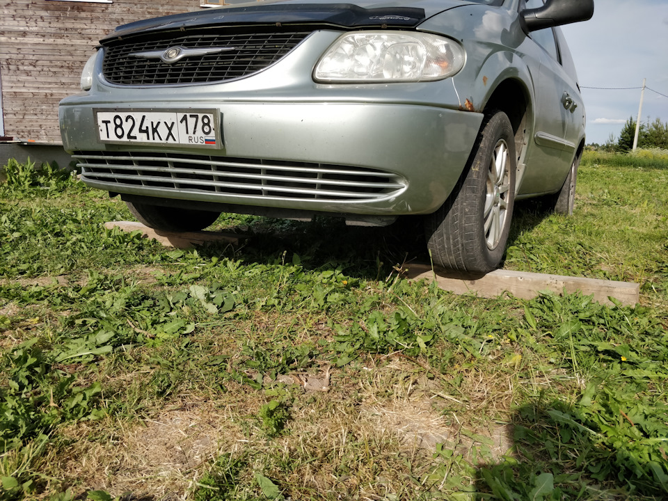 Фото в бортжурнале Chrysler Town and Country IV