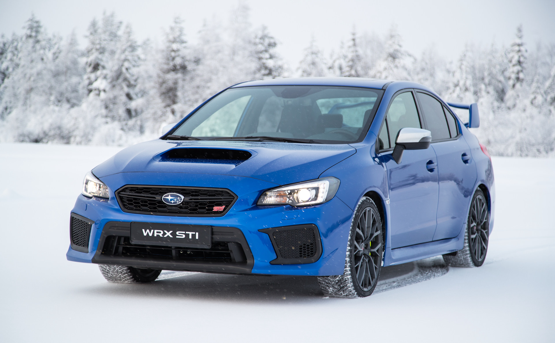 Субару WRX STI 2017