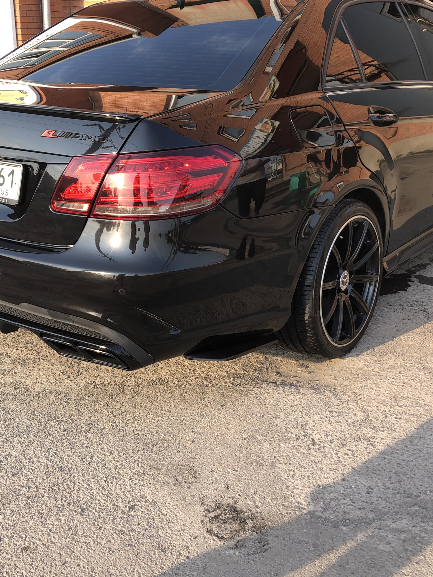 Элероны заднего бампера — Mercedes-Benz E-class (W212), 3,5 л, 2010 ...